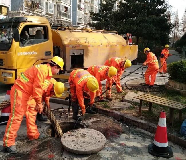 科尔沁左翼中市政管道清淤