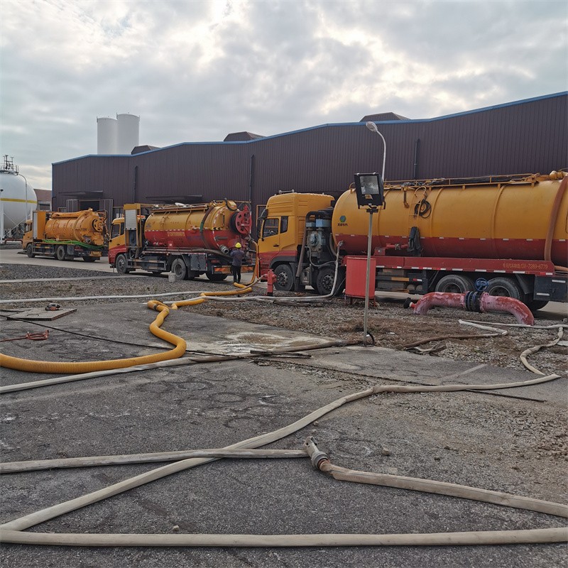 科尔沁左翼中污水池清理